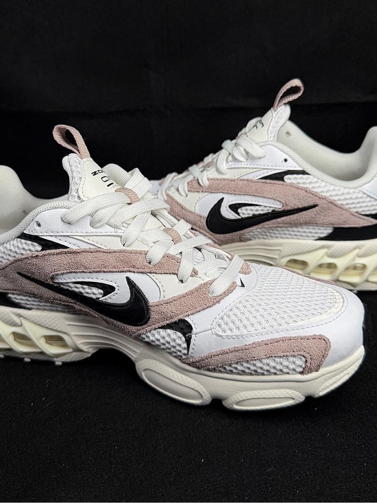 Nike Shoes - Nike Air Zoom Fire